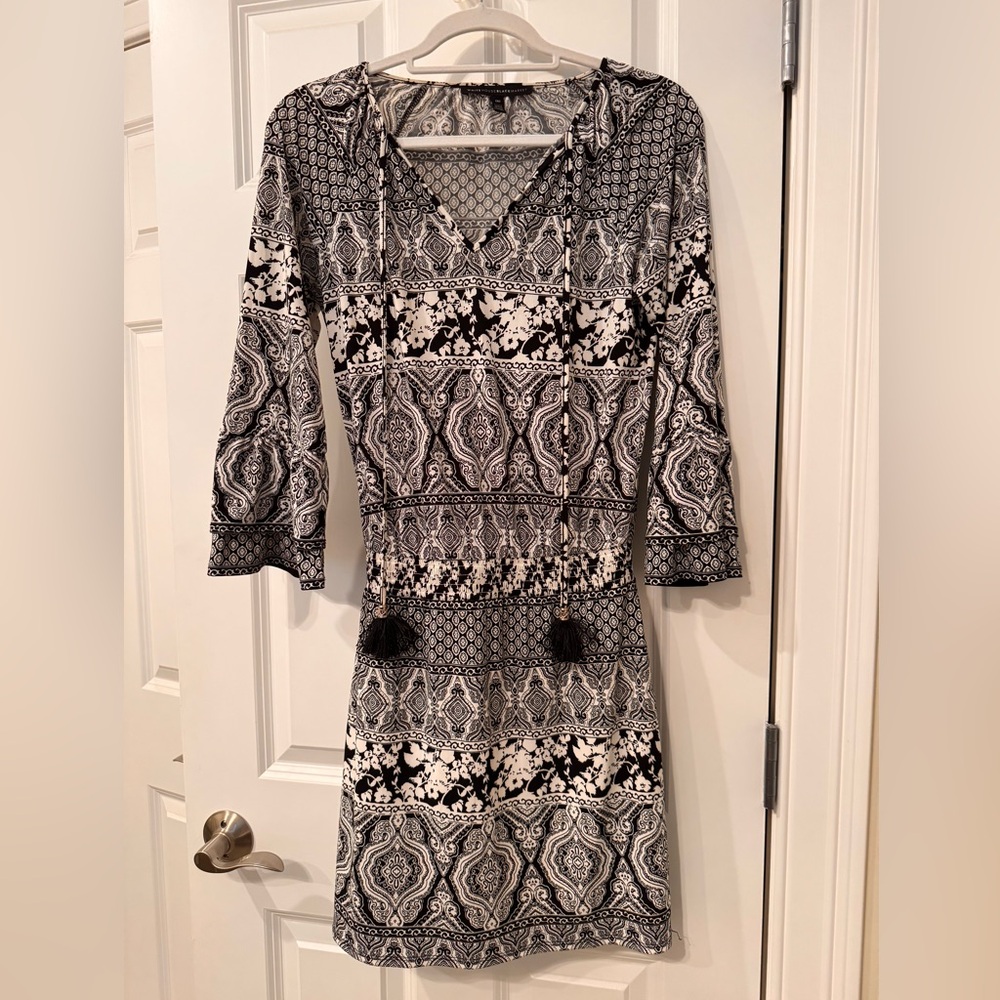White House Black Market Black and White Long Sleeve Dress
